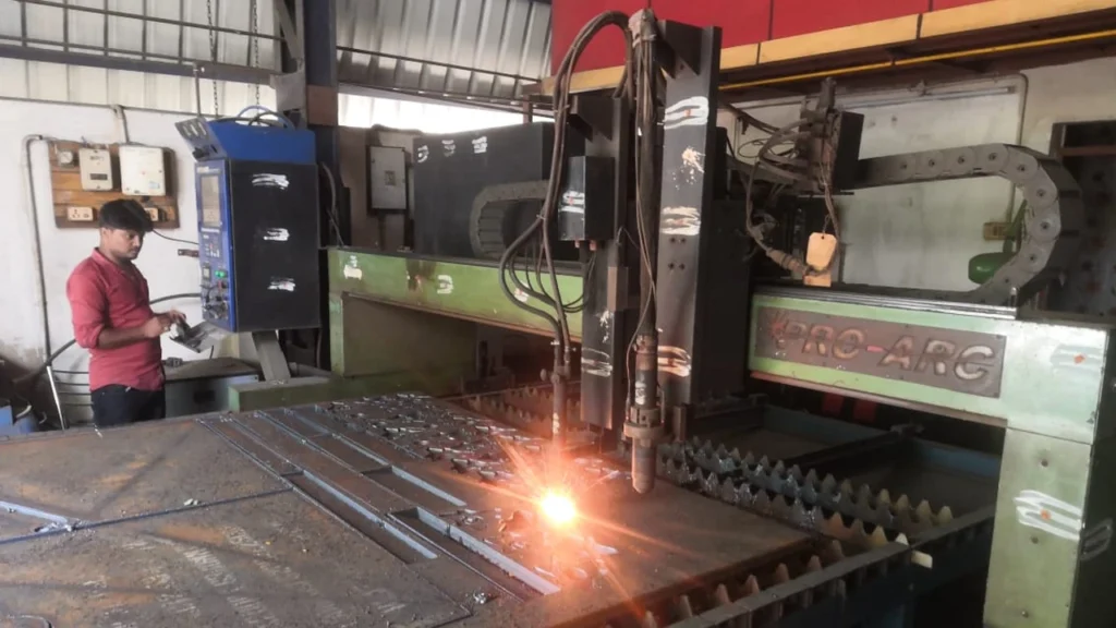 What Is a Machine Tool? The Ultimate Beginner’s Guide 14 CNC Plasma Cutting Machine What Is a Machine Tool he Ultimate Beginner’s Guide ROSNOK CNC MACHINE