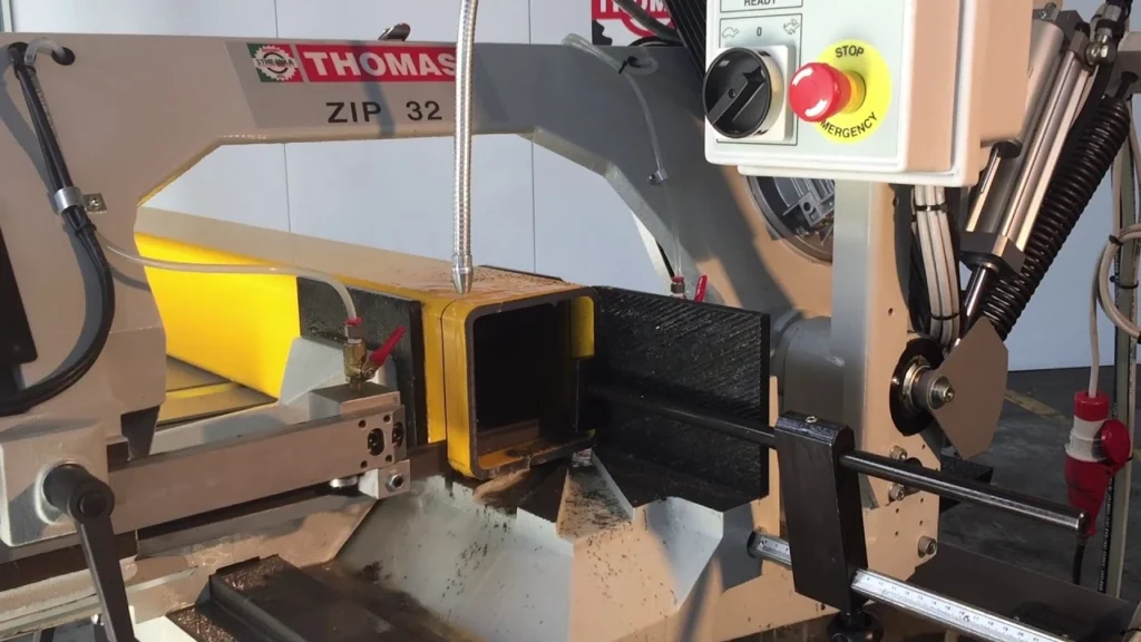 What Is a Machine Tool? The Ultimate Beginner’s Guide 31 ROSNOK metal Sawing MachineWhat Is a Machine Tool The Ultimate Beginner’s Guide ROSNOK CNC MACHINE