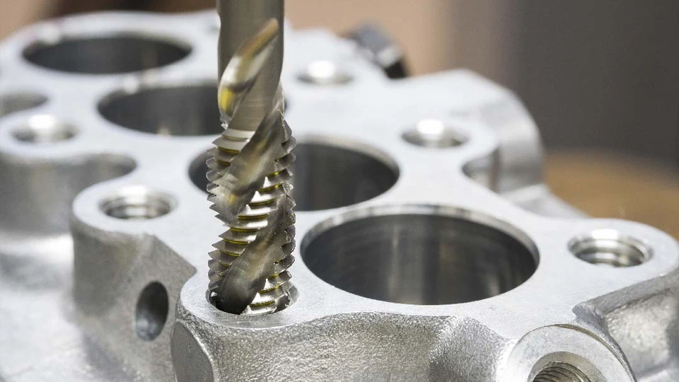 Tapping machining What is a Horizontal Machining Center The Ultimate Guide ROSNOK CNC MACHINE