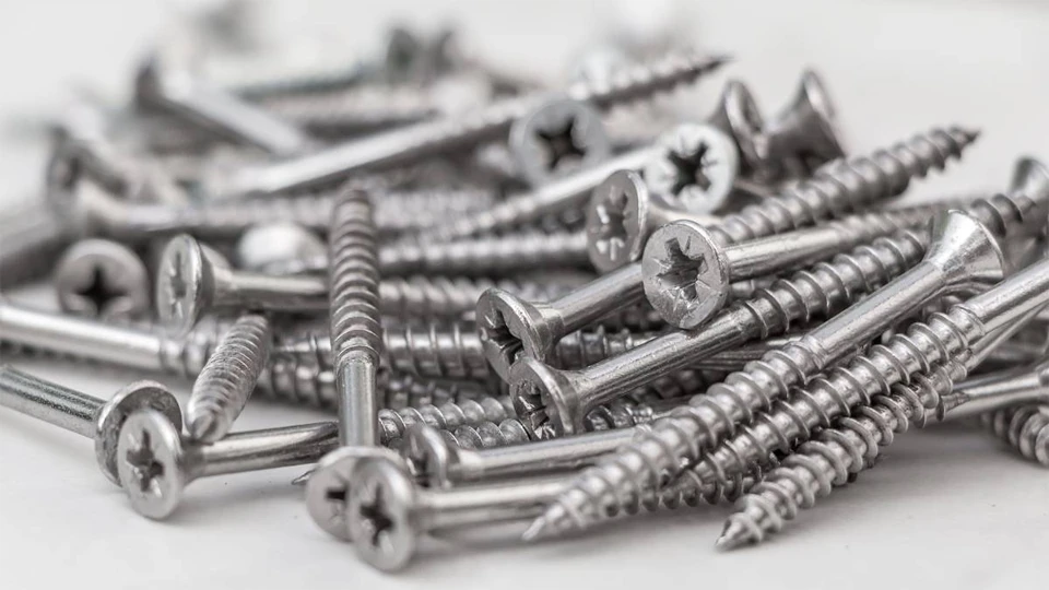 Types of Fasteners Used in Manufacturing: A Complete Guide 4 Screws Types of Fasteners Used in Manufacturing A Complete Guide ROSNOK CNC MACHINE