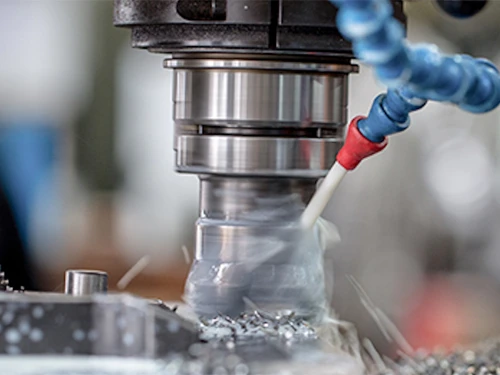 Types of CNC Machine Coolant: How to Choose the Right One 2 Flood Cooling system Types of CNC Machine Coolant How to Choose the Right One ROSNOK CNC MACHINE