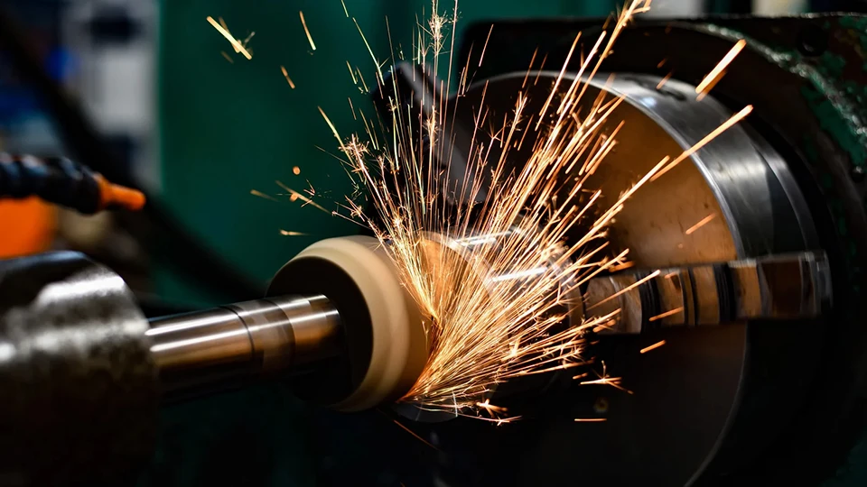 How to Improve CNC Machining Accuracy and Precision 5 Metal Grinding How to Improve CNC Machining Accuracy and Precision ROSNOK CNC MACHINE