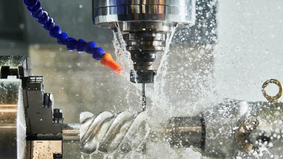 Types of CNC Machine Coolant: How to Choose the Right One 8 Synthetic Coolants Types of CNC Machine Coolant How to Choose the Right One ROSNOK CNC MACHINE