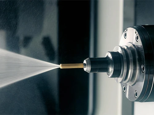 Types of CNC Machine Coolant: How to Choose the Right One 4 Through-Spindle Coolant (TSC) Types of CNC Machine Coolant How to Choose the Right One ROSNOK CNC MACHINE