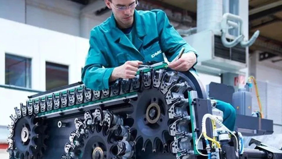 What Is an Automatic Tool Changer (ATC) and How It Works? 5 Chain tool magazine What Is an Automatic Tool Changer (ATC) and How It Works