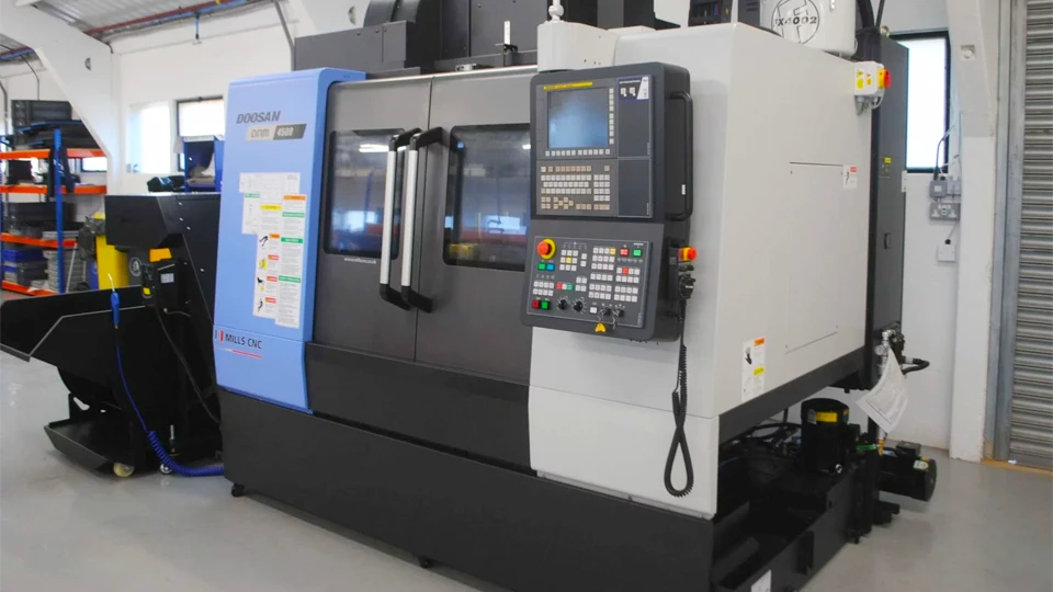 Parts of a CNC Milling Machine: Key Components Explained 1 CNC Milling Machine Parts of a CNC Milling Machine Key Components Explained