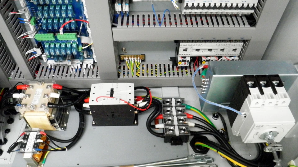 Parts of a CNC Milling Machine: Key Components Explained 11 Electrical Cabinet and Power System Parts of a CNC Milling Machine Key Components Explained