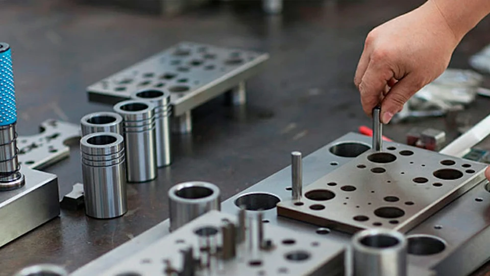 What Is a Drilling Machine? A Complete Guide 12 Applications of Drilling Machines in Industry